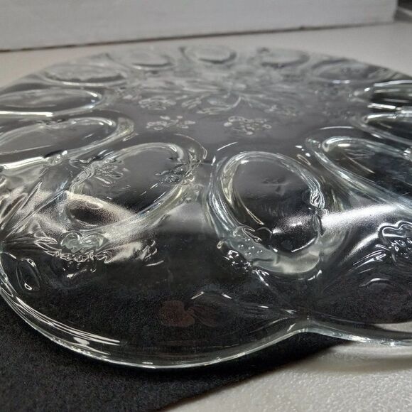 Vintage Anchor Hocking Savannah Pattern Glass Deviled Egg Platter/Serving Plate - Picture 6 of 6